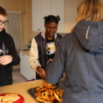 Von Schülern für Schüler: Wer steckt eigentlich hinter dem Kiosk unserer Schule?